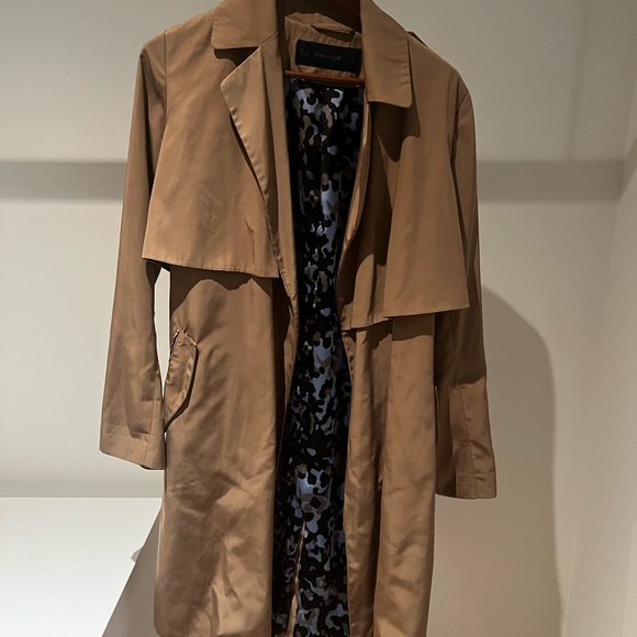 Zara Trench - Picture 2 of 3